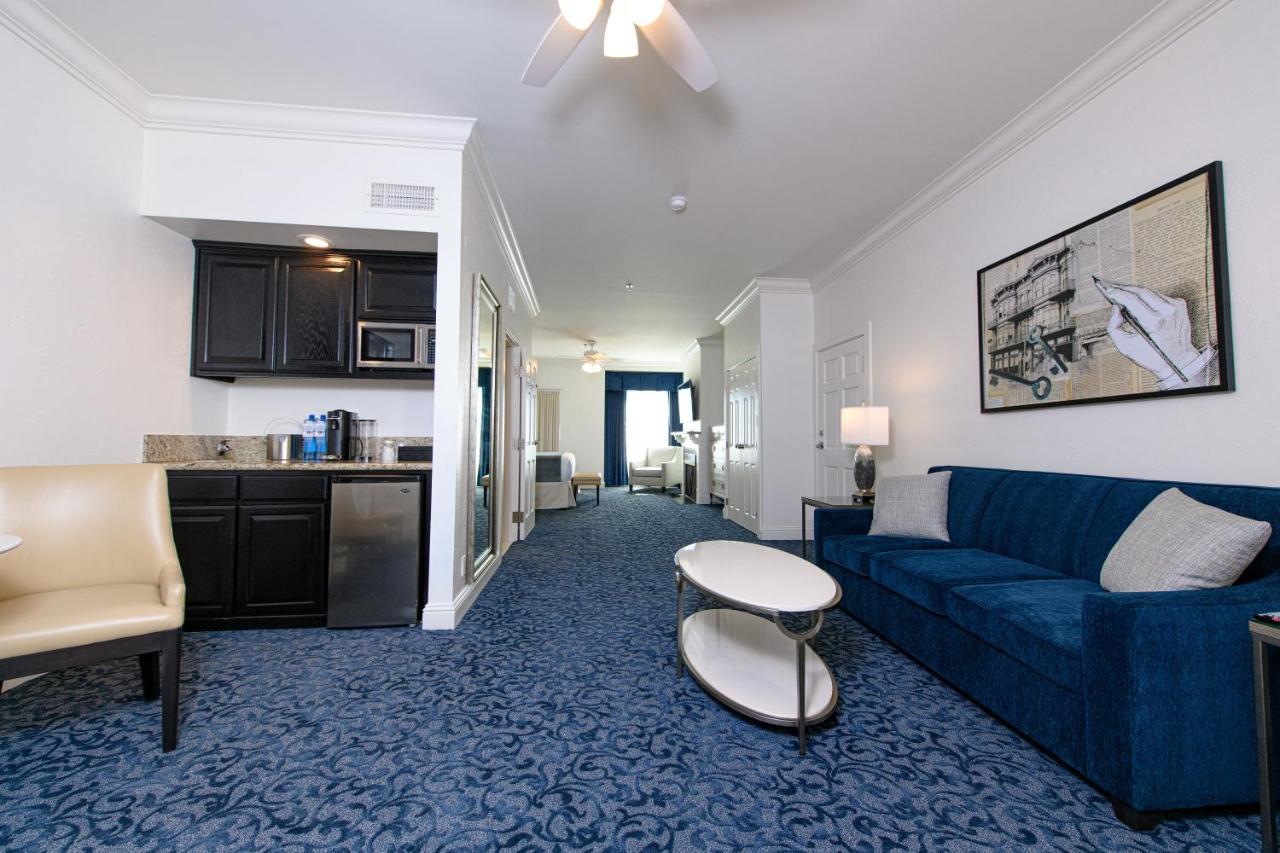 Premier Suite Balcony