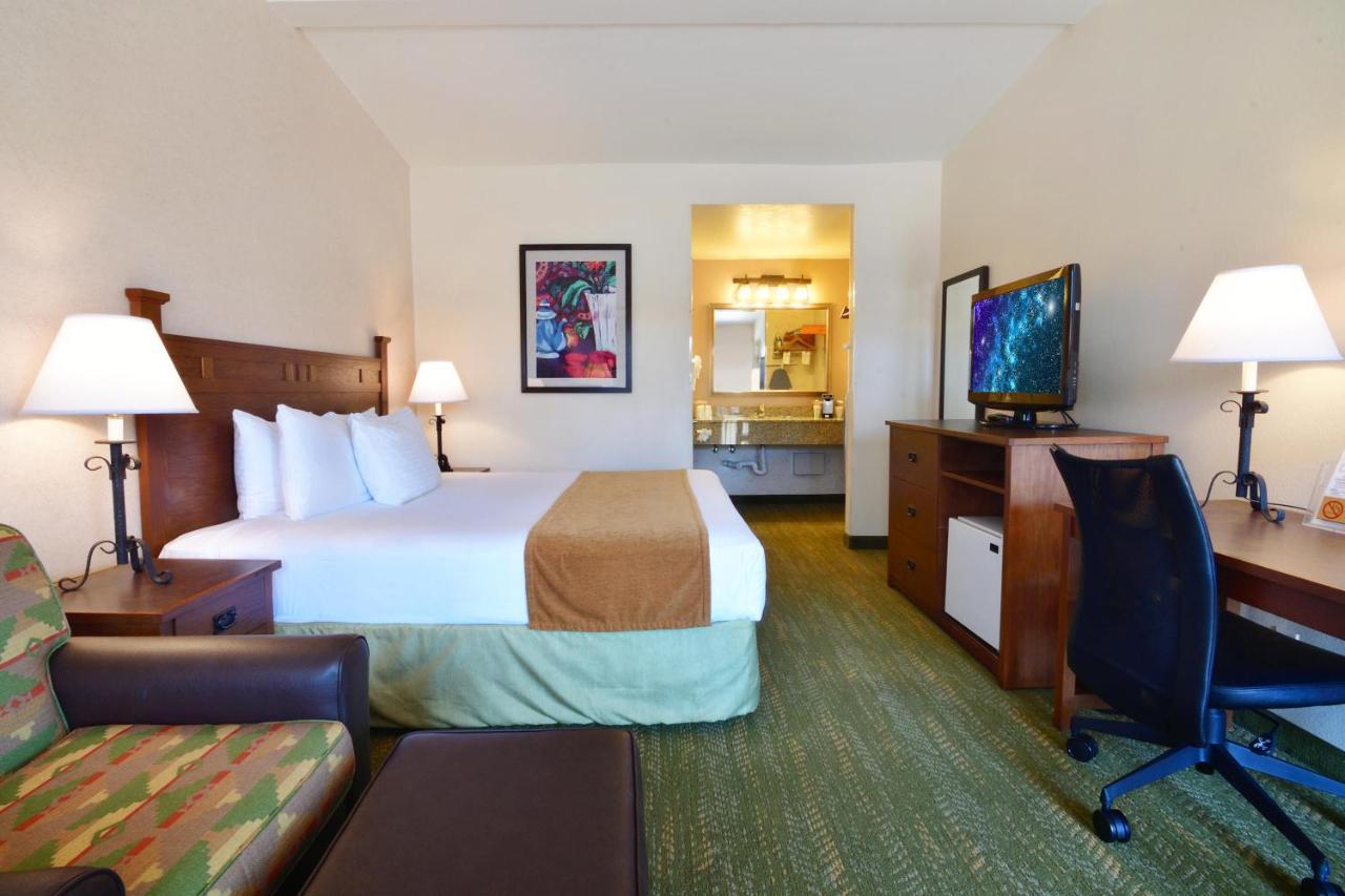 King Room - Non-Smoking