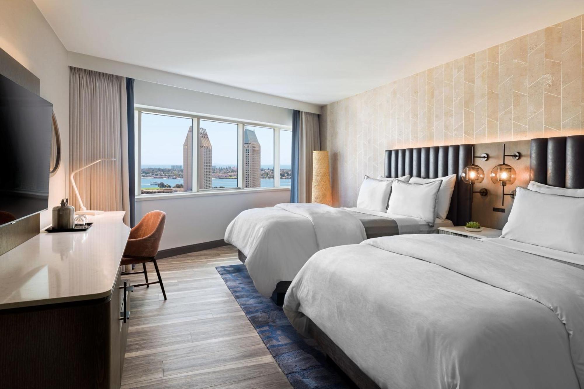 Deluxe Guest Room 2 Doubles Bay View