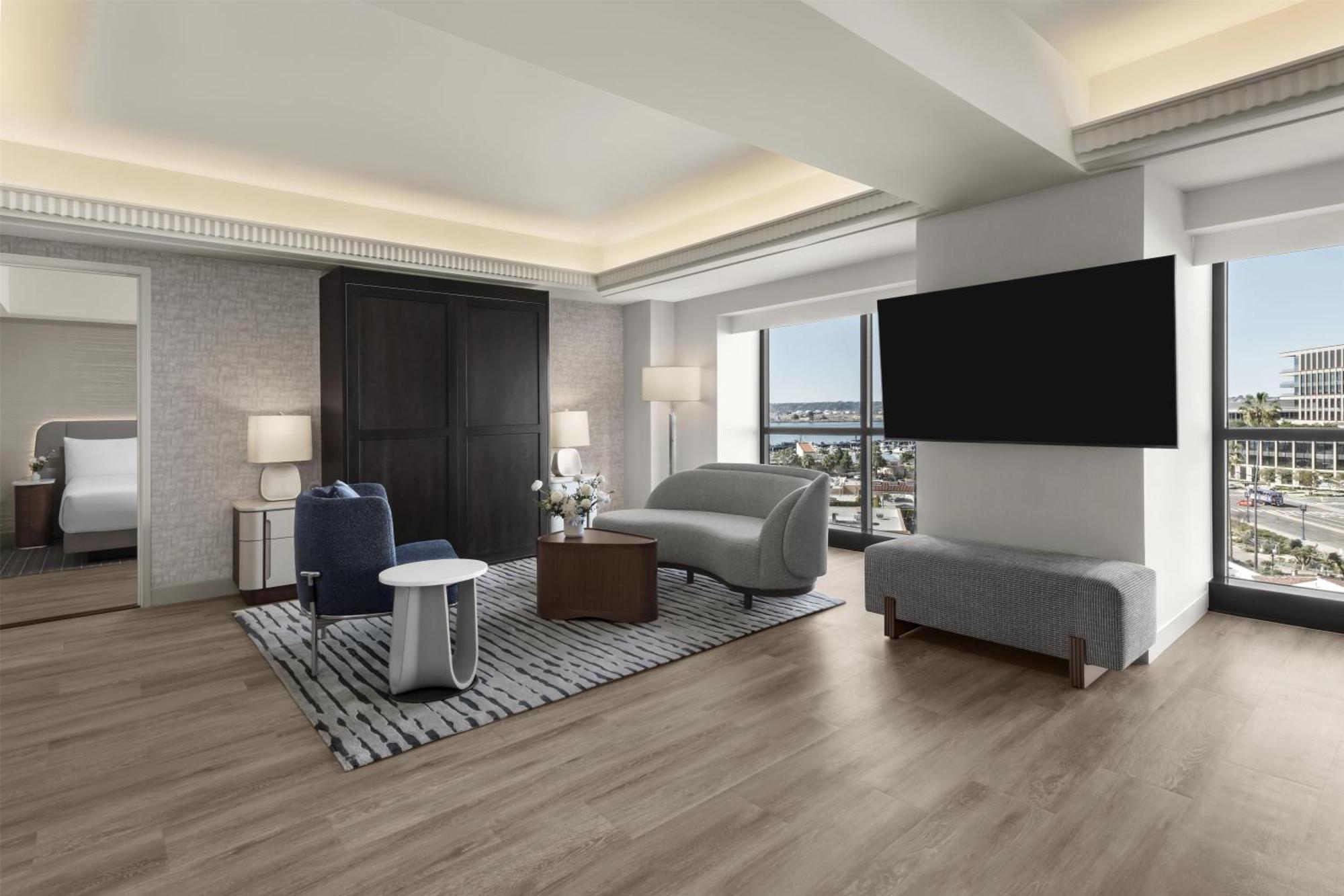 Signature King Suite