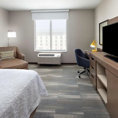 Hampton Inn & Suites San Diego Airport Liberty Station-2
