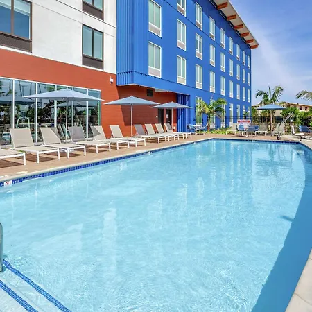 Hampton Inn & Suites San Diego Airport Liberty Station-3