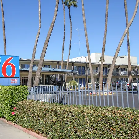 Motel 6 San Diego, Ca Airport Harbor-2