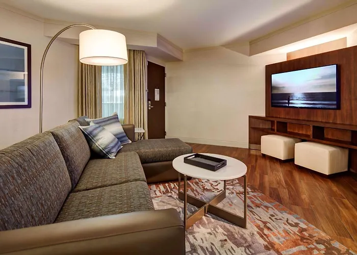 Embassy Suites By Hilton San Diego La Jolla