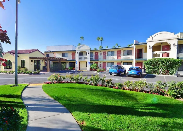 Lamplighter Inn & Suites At Sdsu San Diego